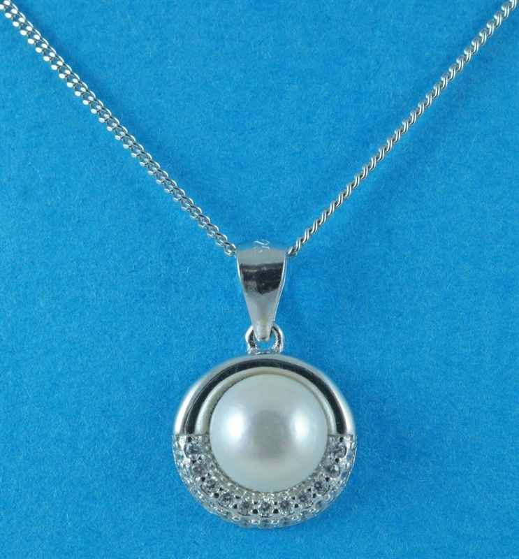 925 Silver Fresh Water Pearl Pendant Necklace with CZ Stones