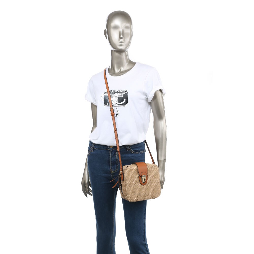 Beige Weaved Shoulder Bag - Image 5