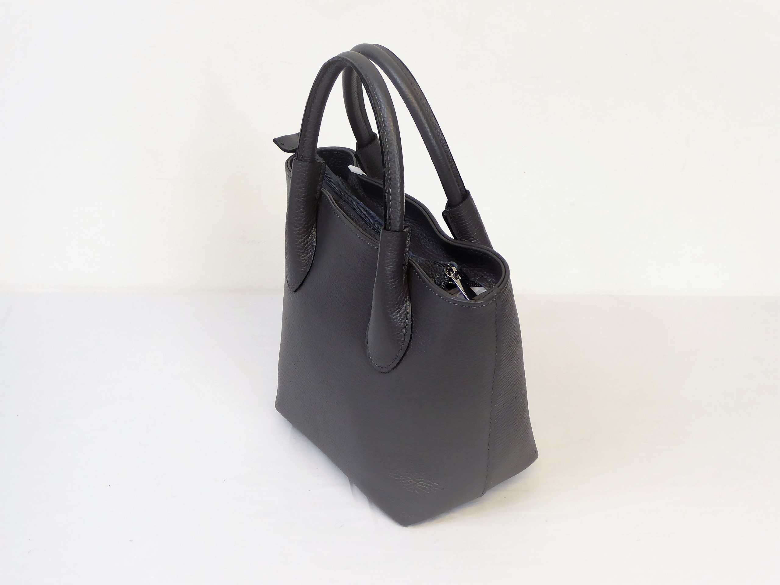 Black Grained Leather Handbag - Image 9