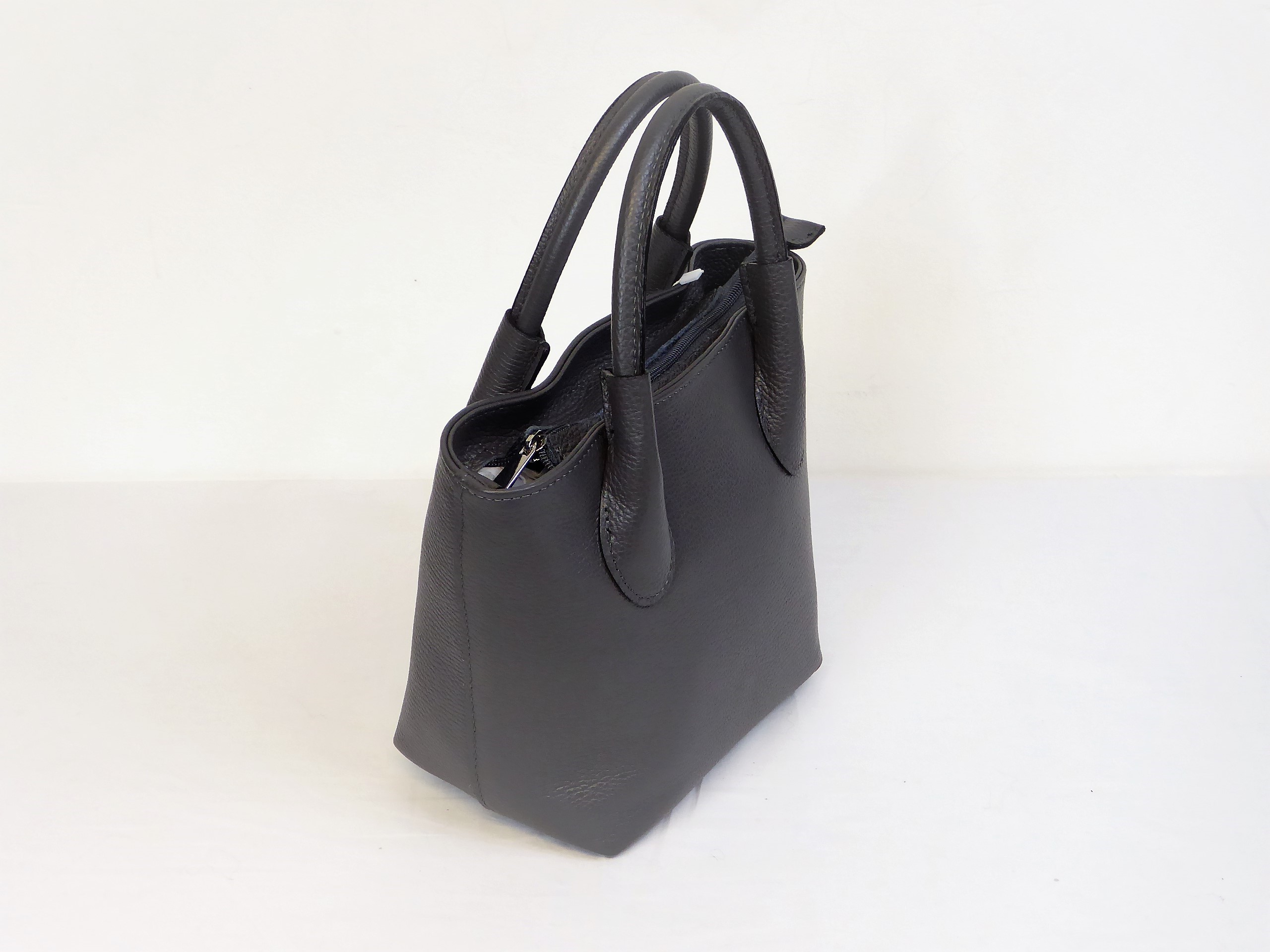 Black Grained Leather Handbag - Image 7