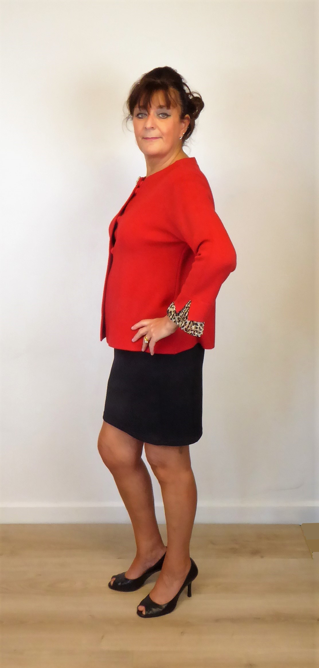 Red Knit Diamante Jacket - Image 2