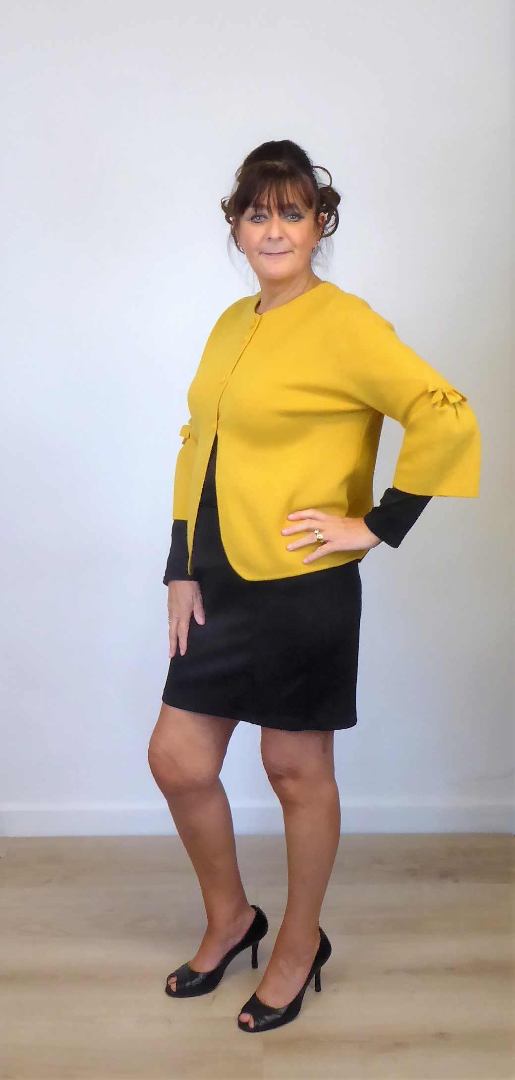 Mustard Knit Bow Jacket - Image 5