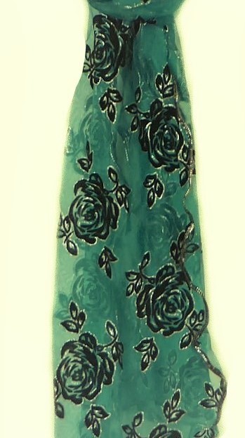 Roses Lurex Ruffle Scarf - Image 2