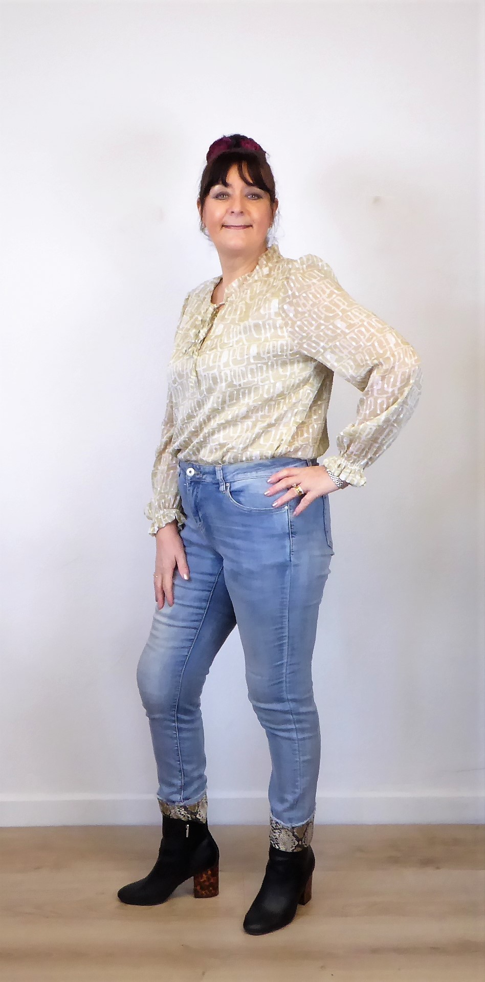 Beige and Cream Blouse - Image 7