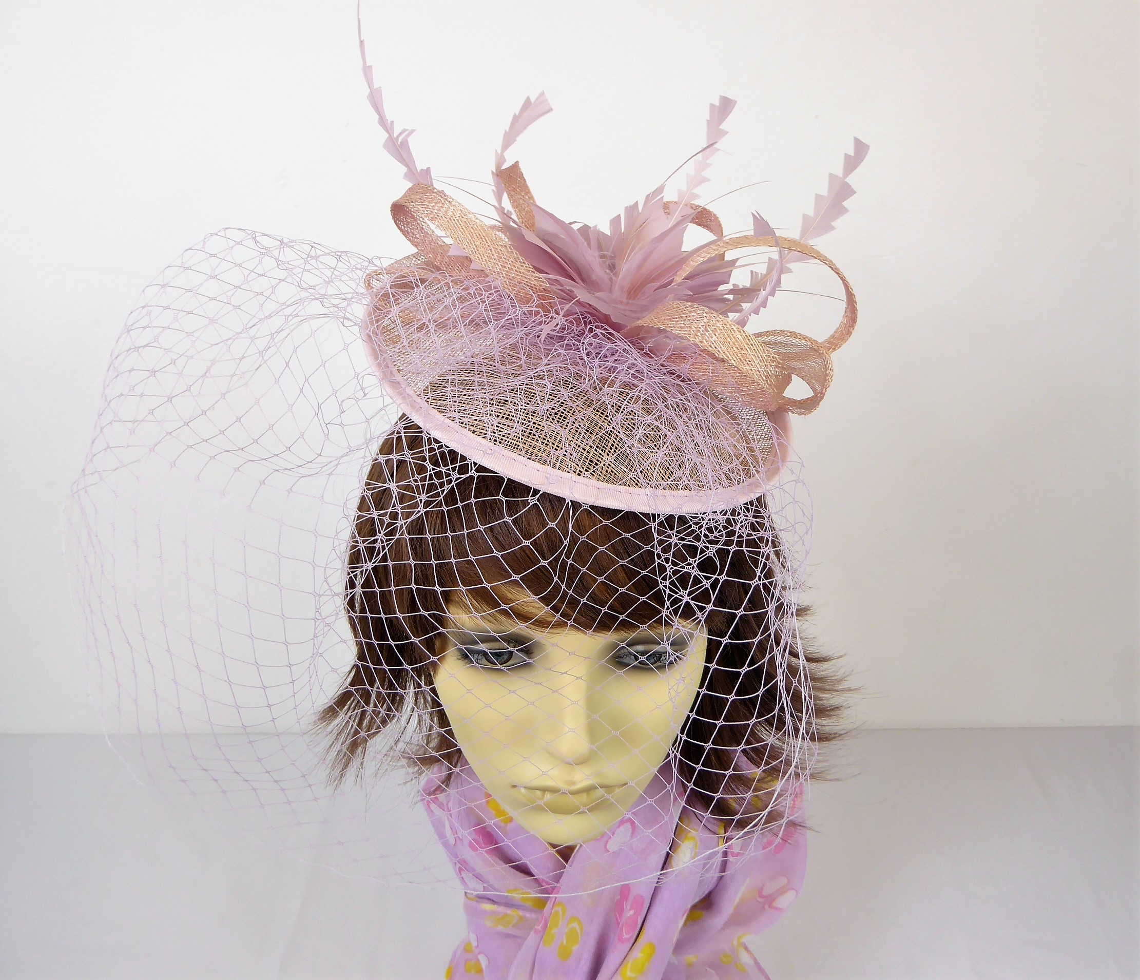 Light Pink Bow Feather Hatinator - Image 3