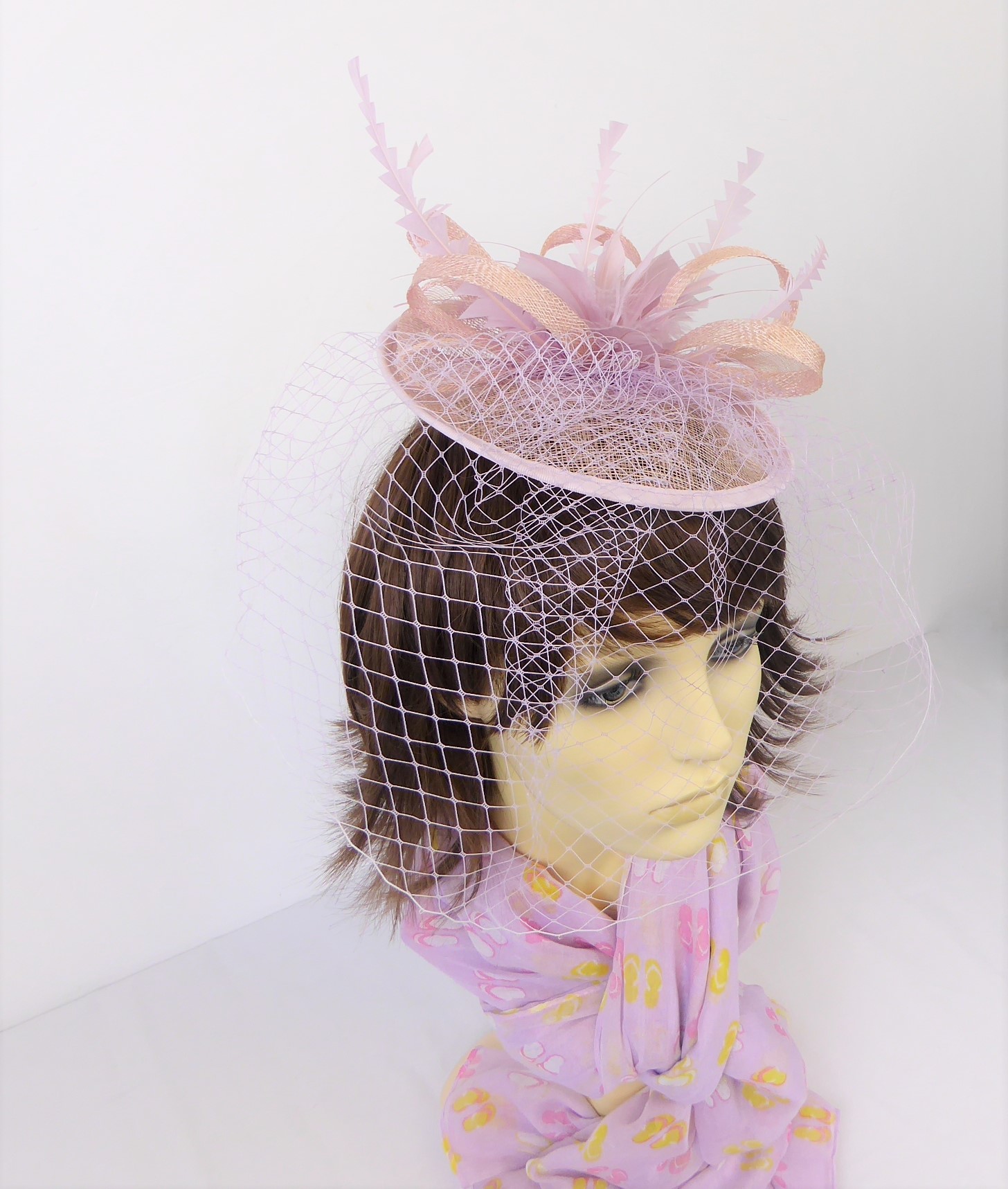 Light Pink Bow Feather Hatinator - Image 2