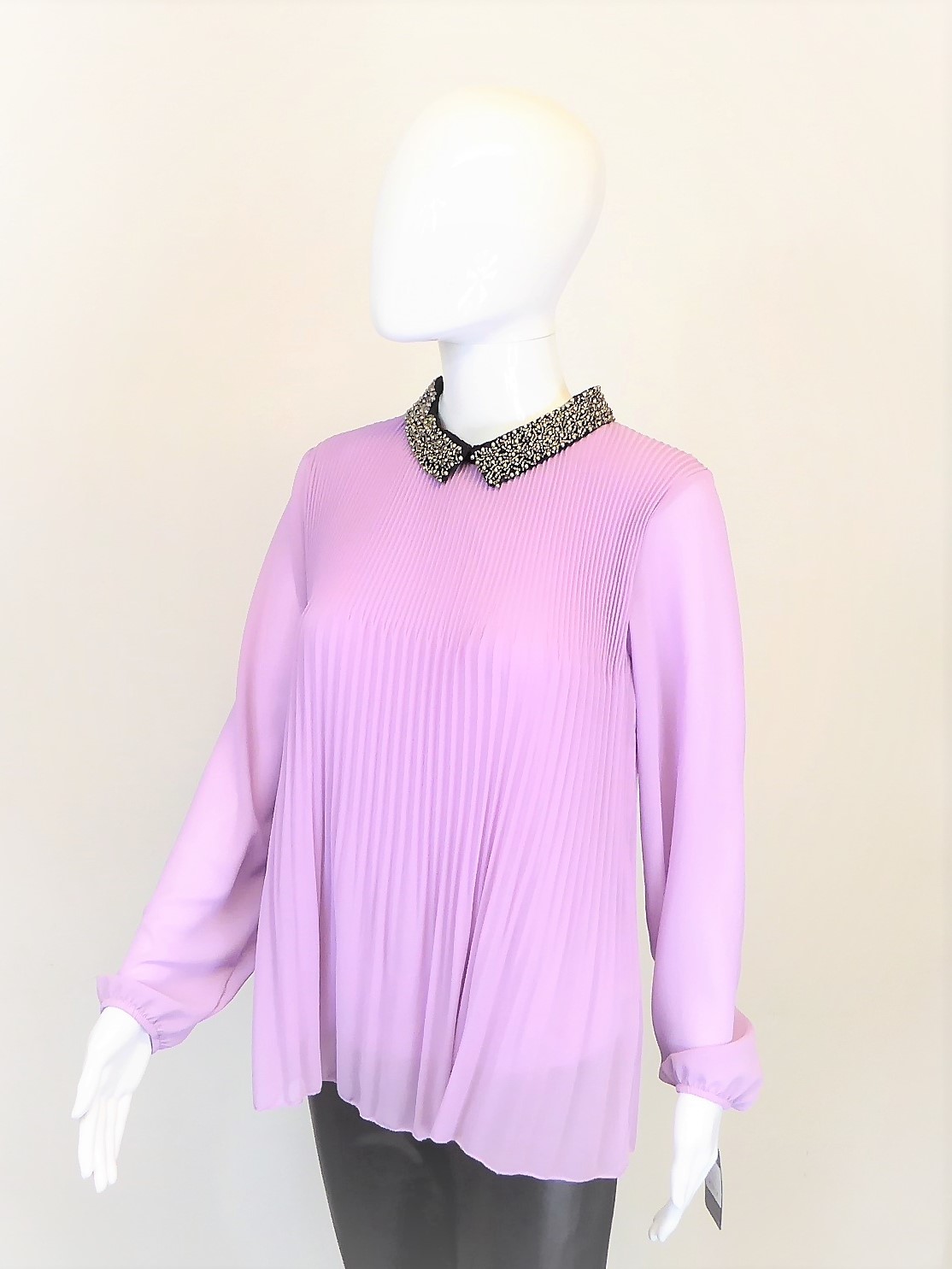 Lilac Beaded Collar Blouse - Image 3