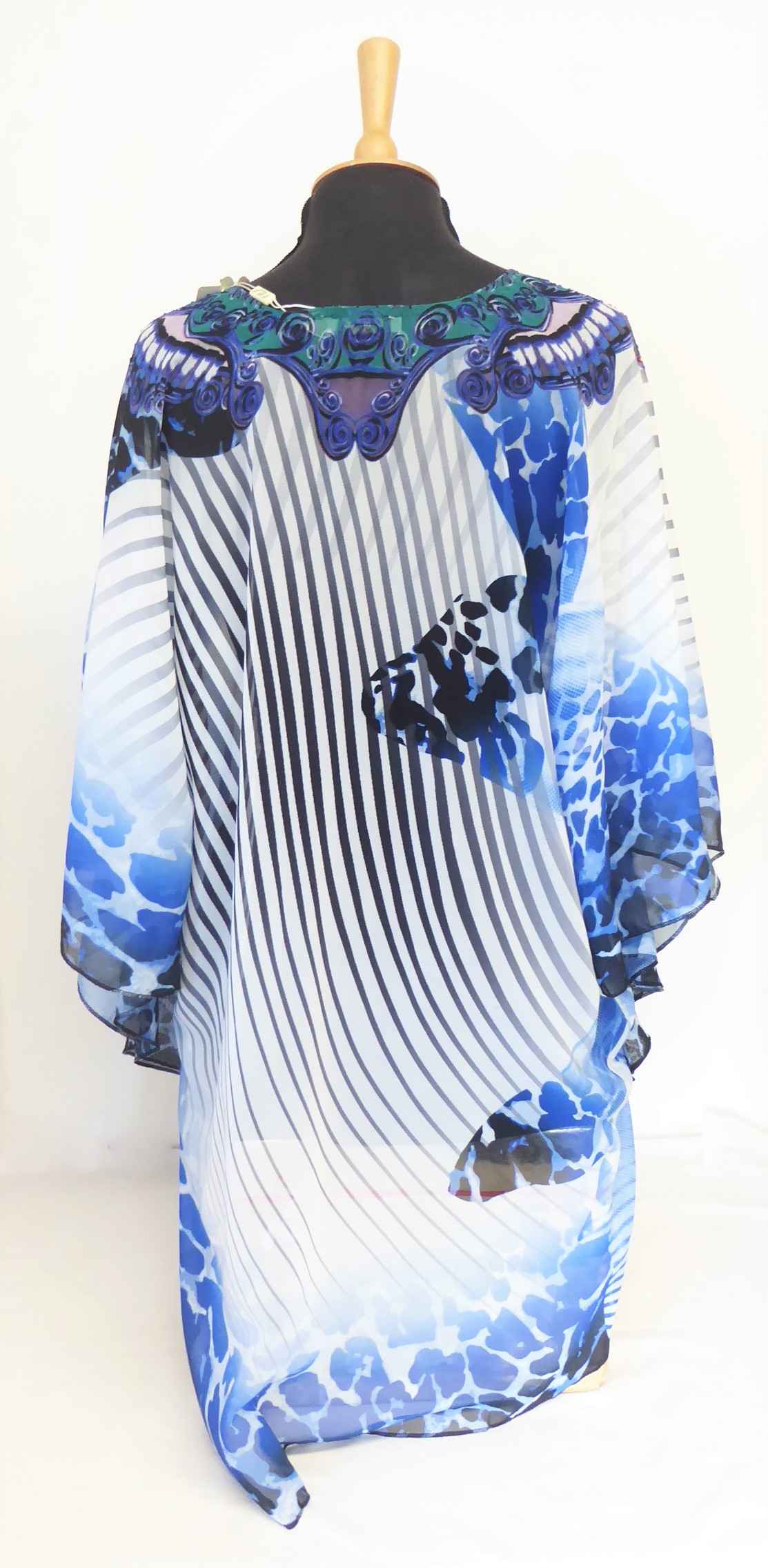 Blue Leopard Print Kaftan - Image 3
