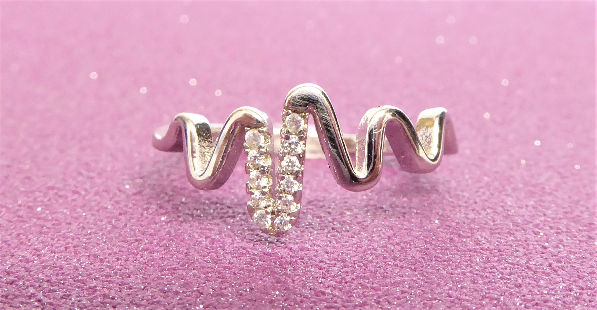 925 Silver CZ Zigzag Ring