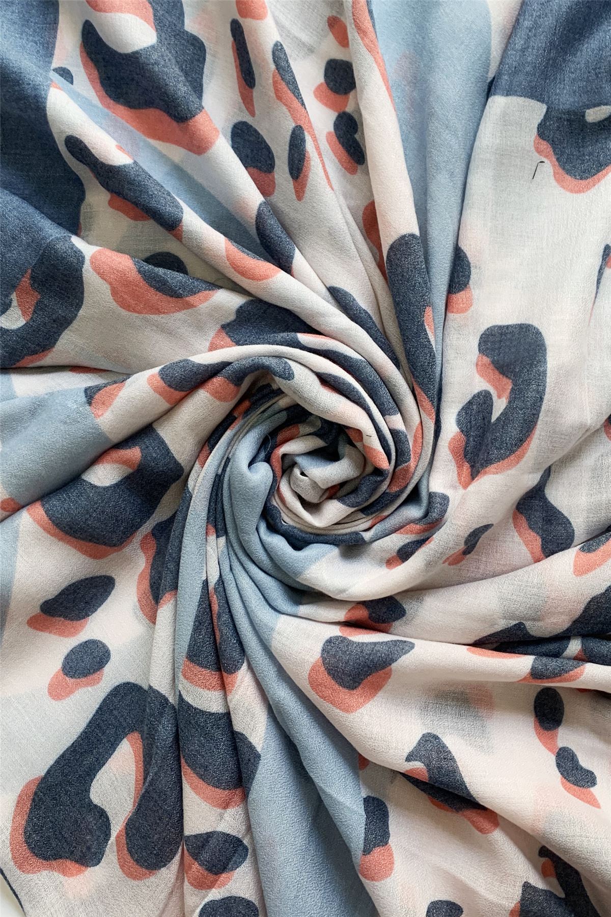 Blue Swirl Leopard Print Frayed Scarf - Image 2
