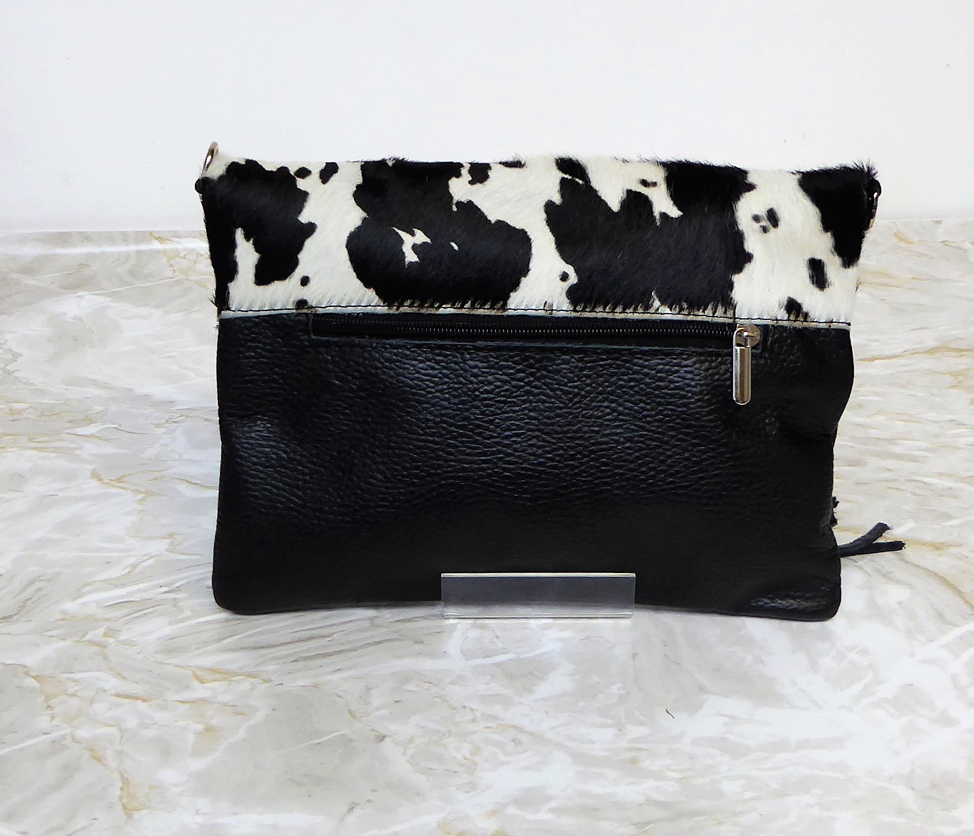 Black and White Cowhide Clutch Bag - Image 4