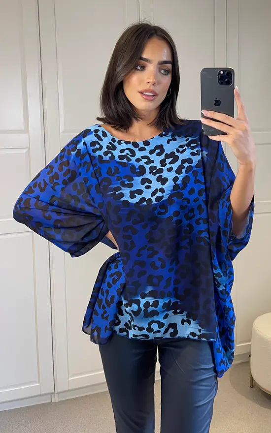 Blue Leopard Chiffon Print Oversized Lottie Top - Image 2