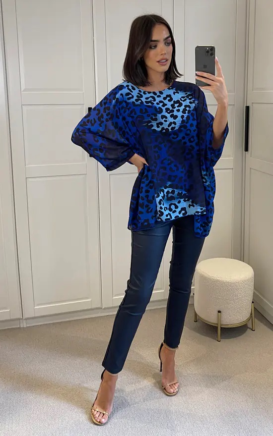 Blue Leopard Chiffon Print Oversized Lottie Top - Image 5