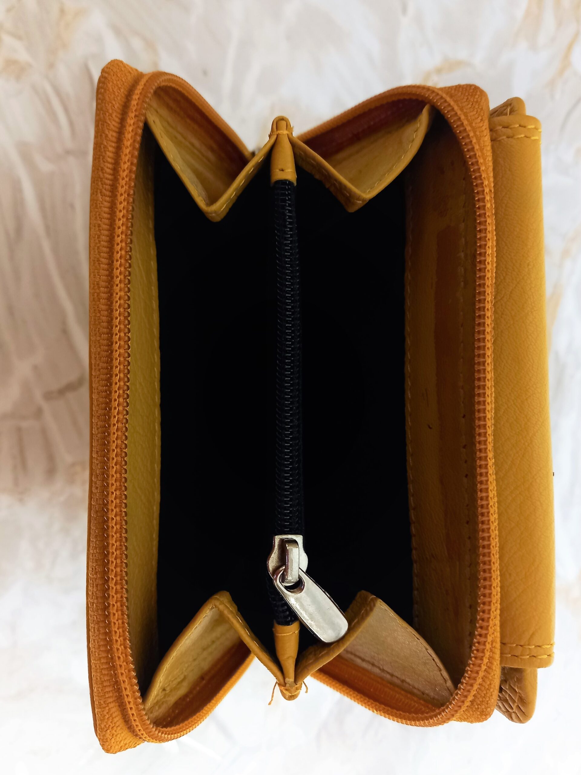 Medium Leather RFID Purse EB-36C - Image 17