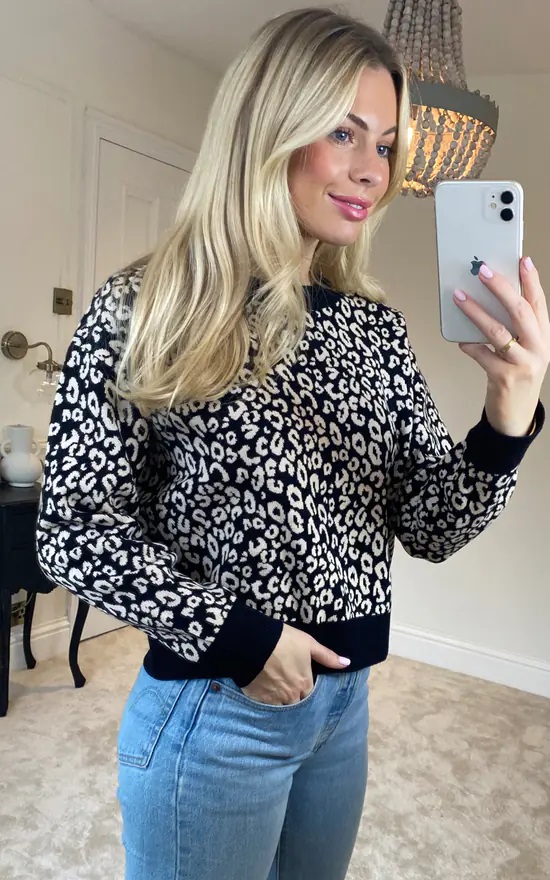 Black Cropped Leopard Print Knit Jumper - Image 5