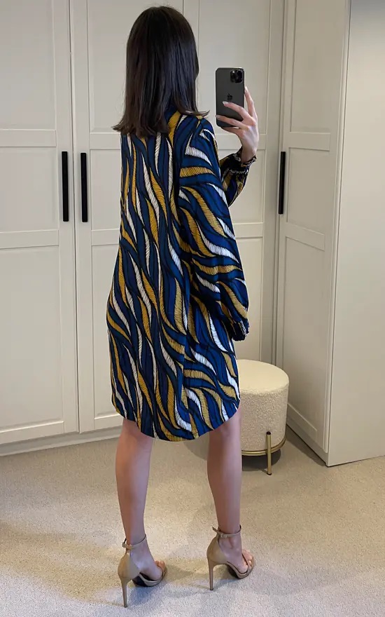 Oversized Wave Print Tunic Dresses - Image 3