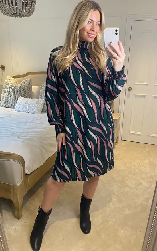 Oversized Green Wave Print Tunic Dress - Image 2