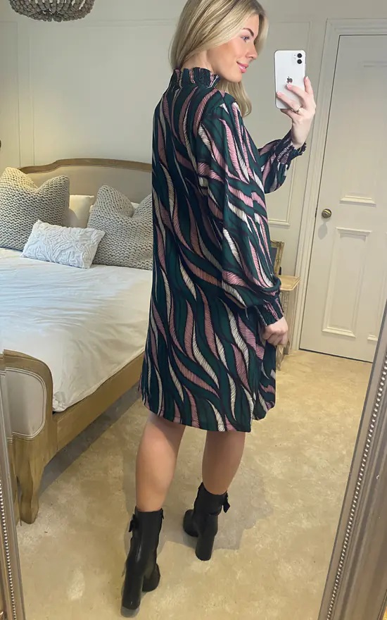 Oversized Green Wave Print Tunic Dress - Image 6