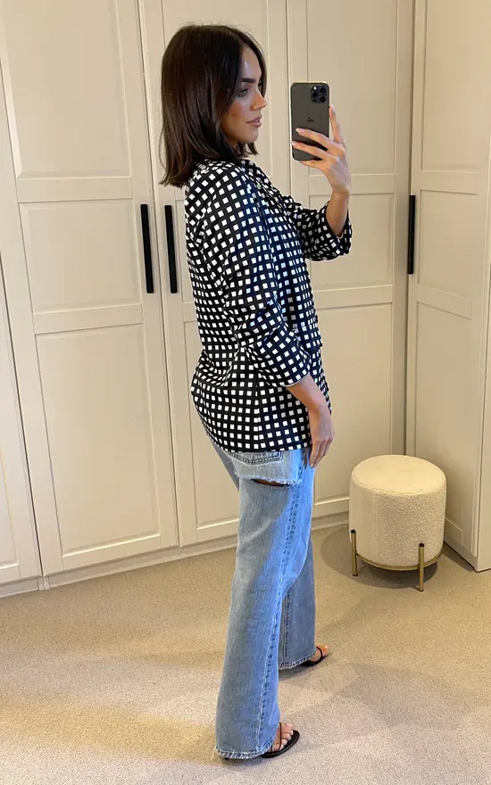 Black and White Check Rouched Sleeve Blazer - Image 4