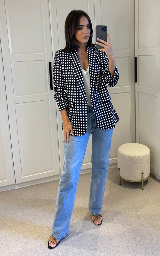 Black and White Check Rouched Sleeve Blazer - Image 5