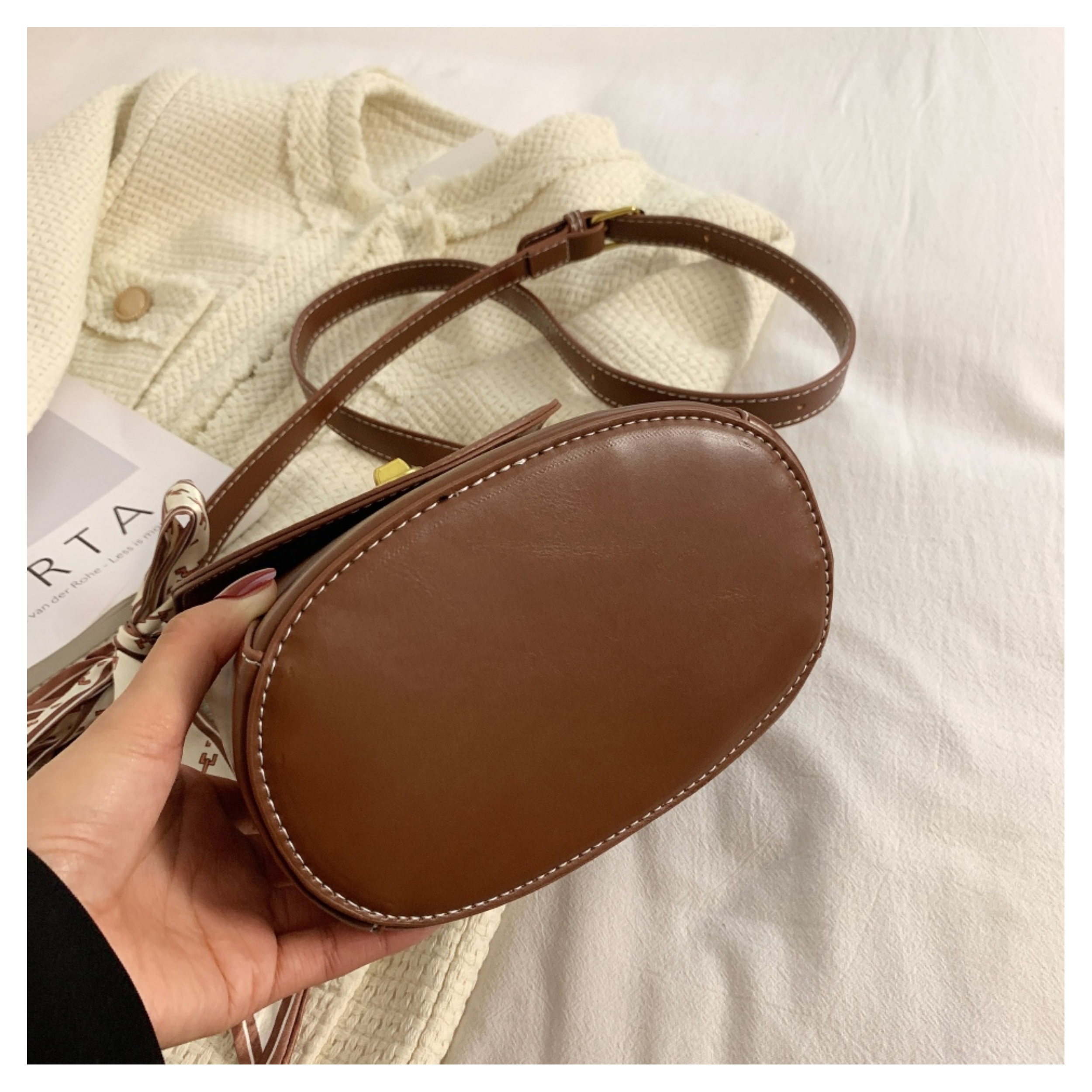 Classic Flap Over Clasp Lock Opening Cross Body Bag - Image 7