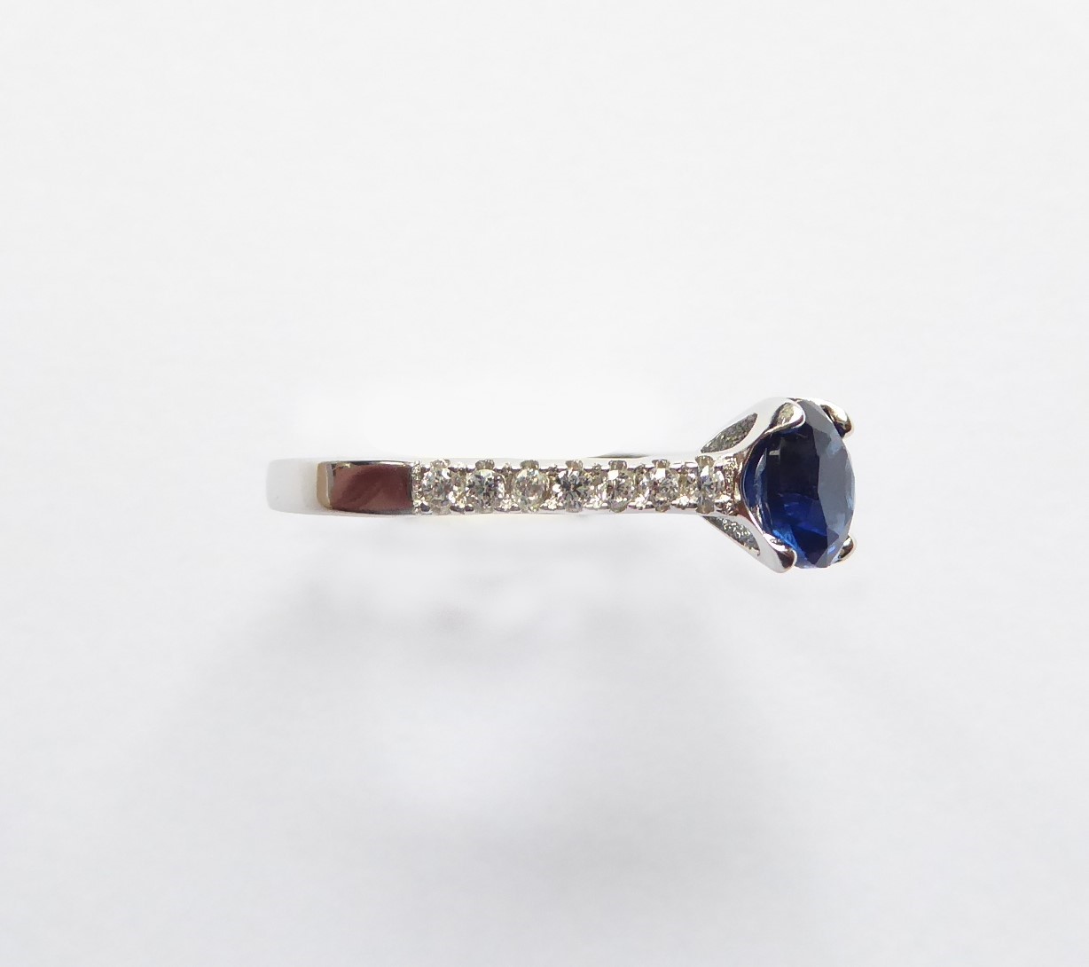 925 Silver Sapphire CZ Solitaire Ring - Image 5