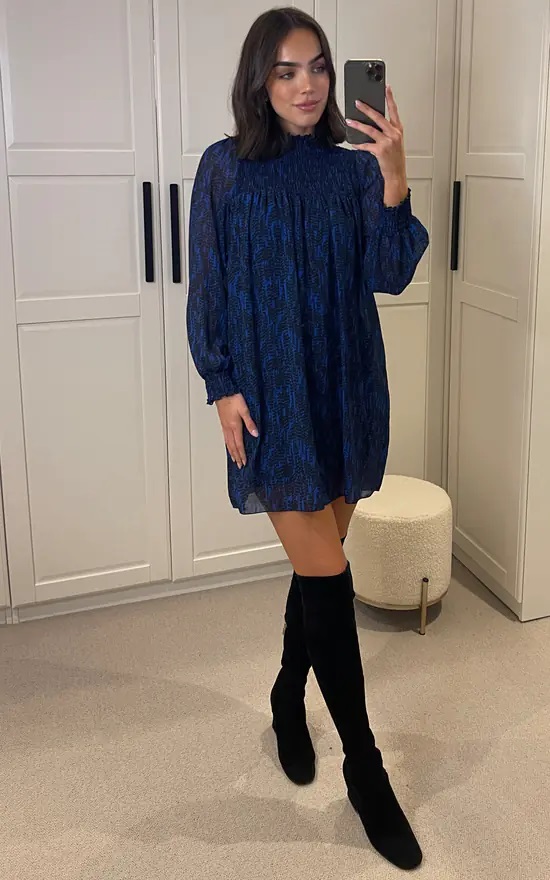 Printed High Neck Rouched Long Sleeve Dress - Image 7