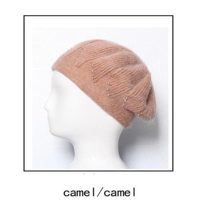 Supersoft Pearl Knitted Beret - Image 4