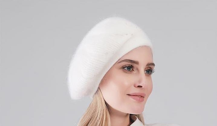 Supersoft Pearl Knitted Beret