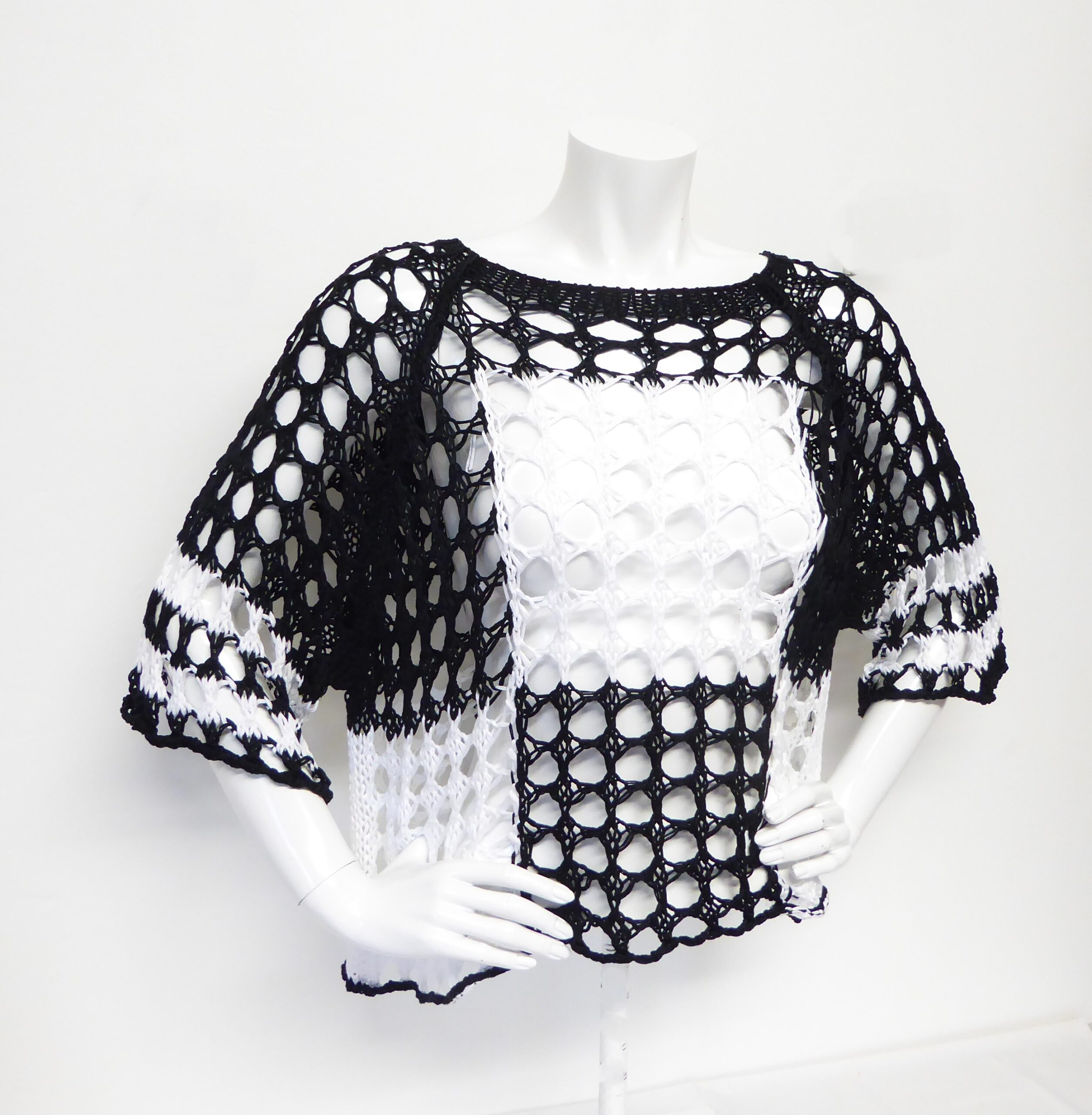Two Tone Cotton Crochet Top - Image 7