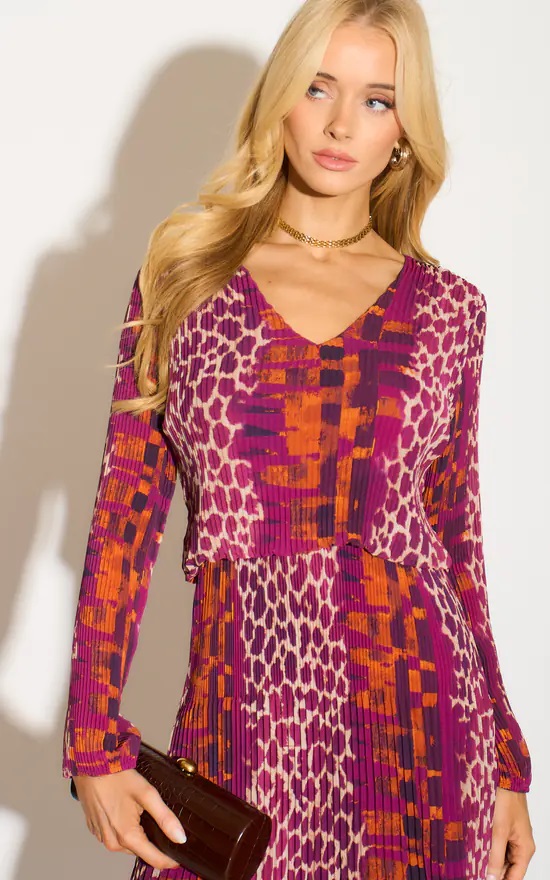Giraffe Tonal Plisse Pleated Layered Dress In Burgundy - Image 6