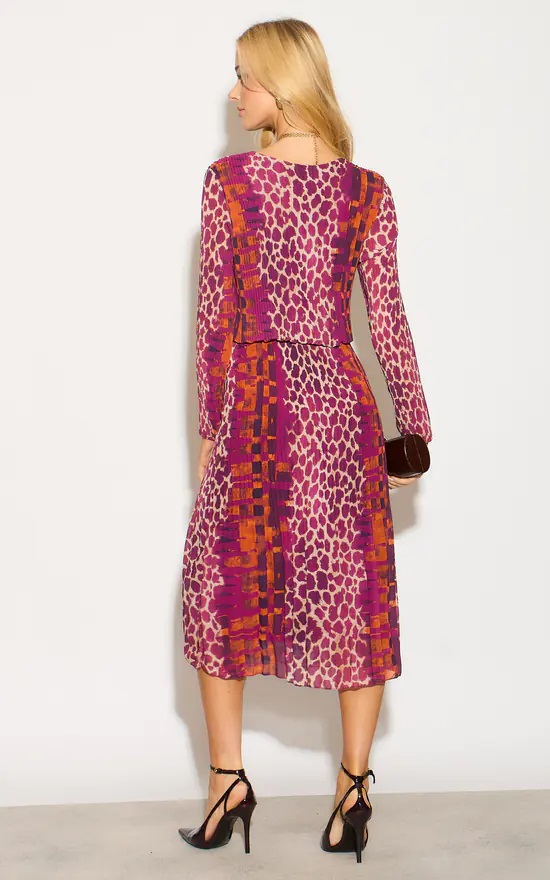 Giraffe Tonal Plisse Pleated Layered Dress In Burgundy - Image 8