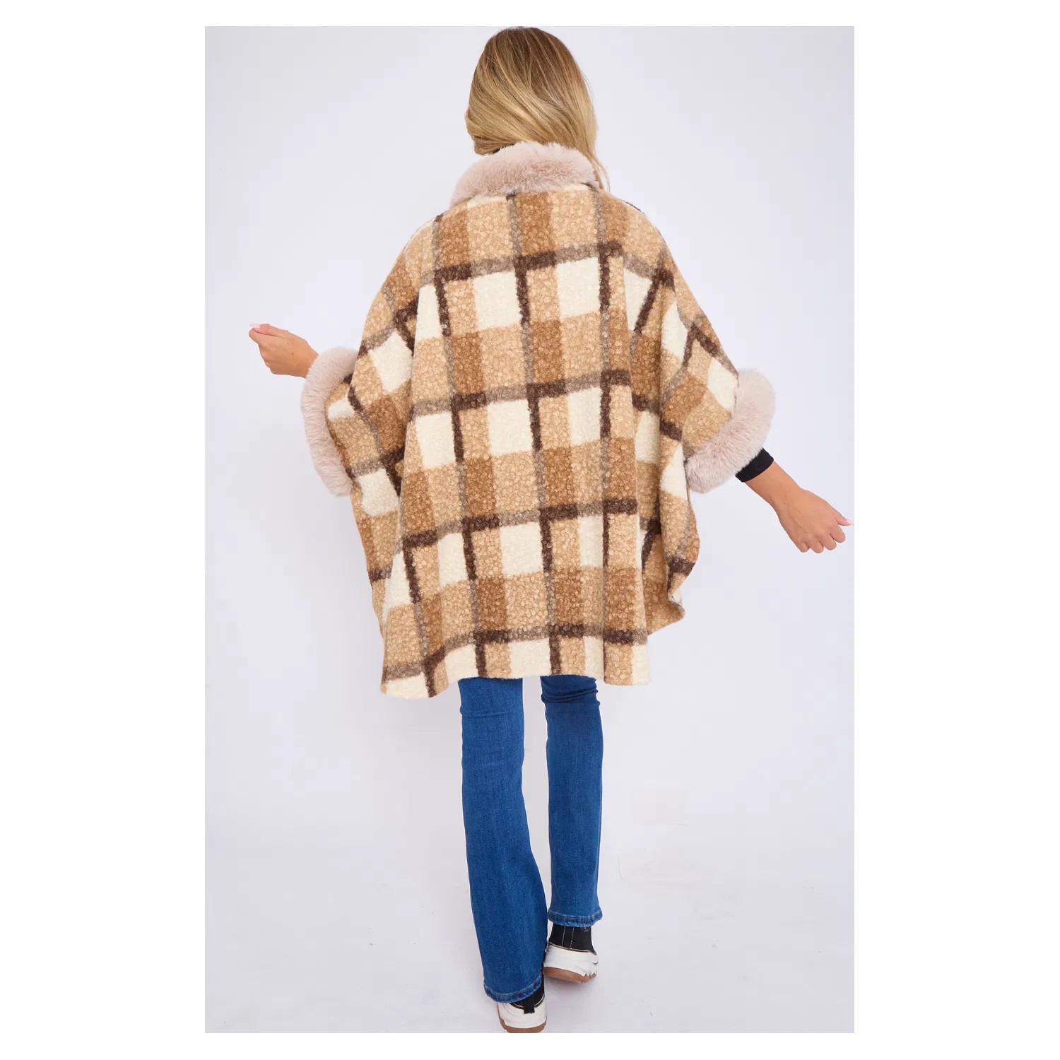 Faux Fur Front Opening Check Cape - Image 3
