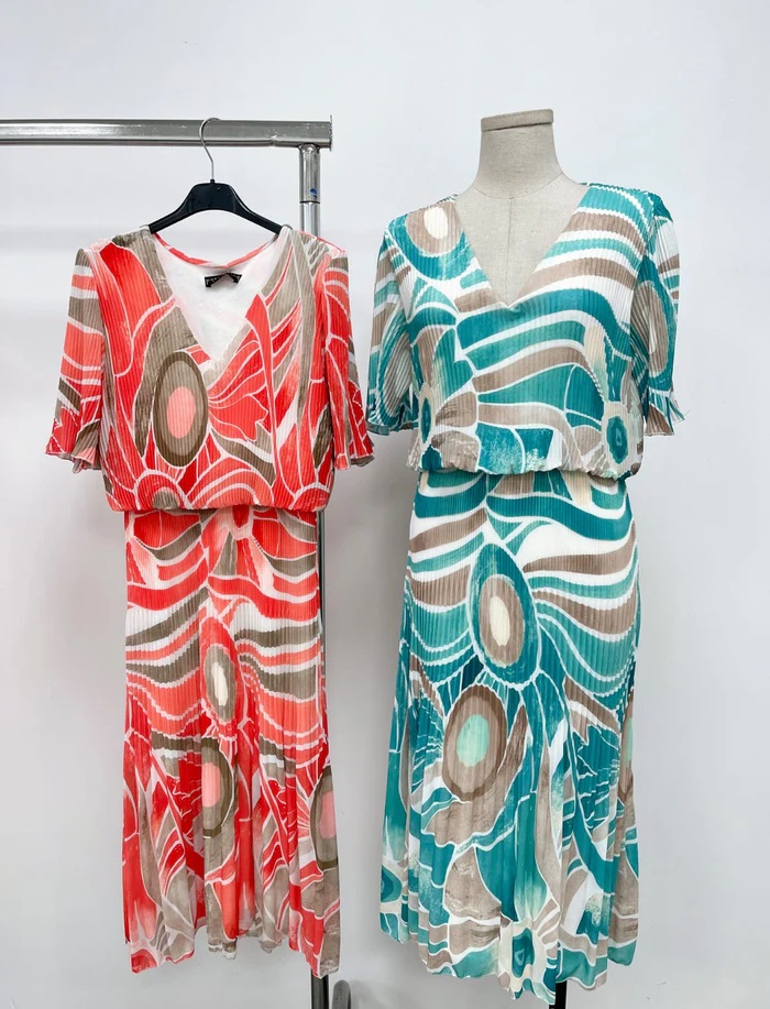 Maya Print Plissee Pleated Layered Dress In Orange