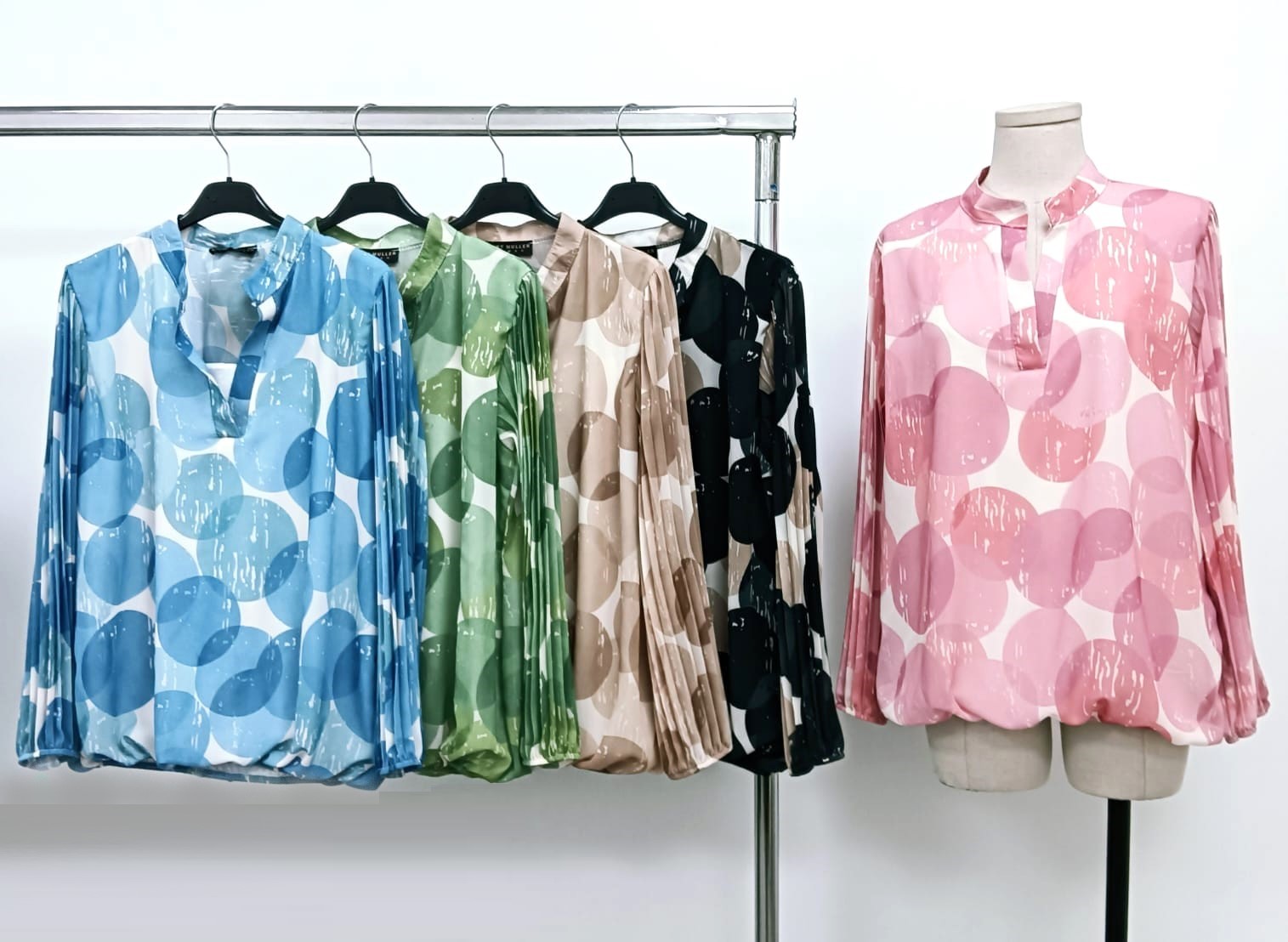 Sophia Plisse Sleeve Bubble Hem Blouse